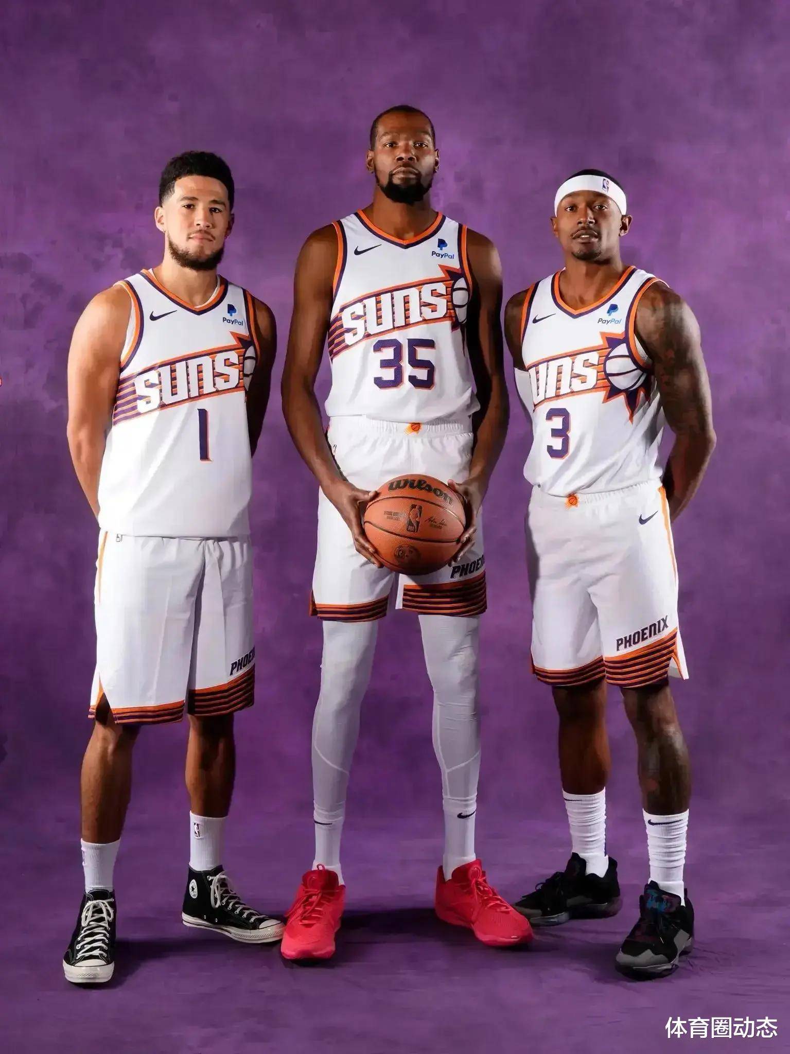 爱游戏娱乐-火箭鏖战希腊男篮，布克打破历史纪录