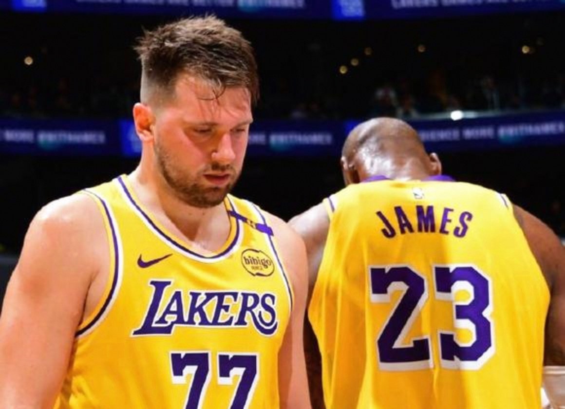 国王轻取福建队,东契奇统治全场 国王轻取福建队,东契奇统治全场