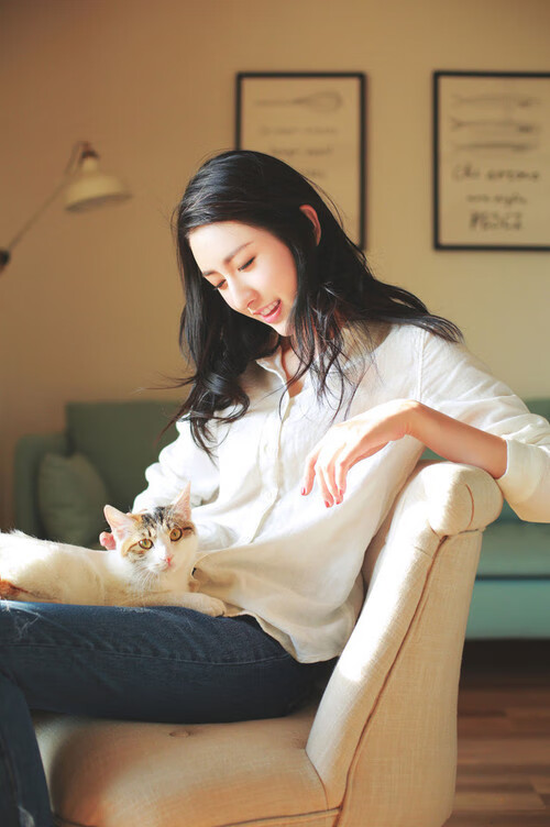 荣耀夜晚，本泽马惊艳四座，皇家社会全面压制摩纳哥