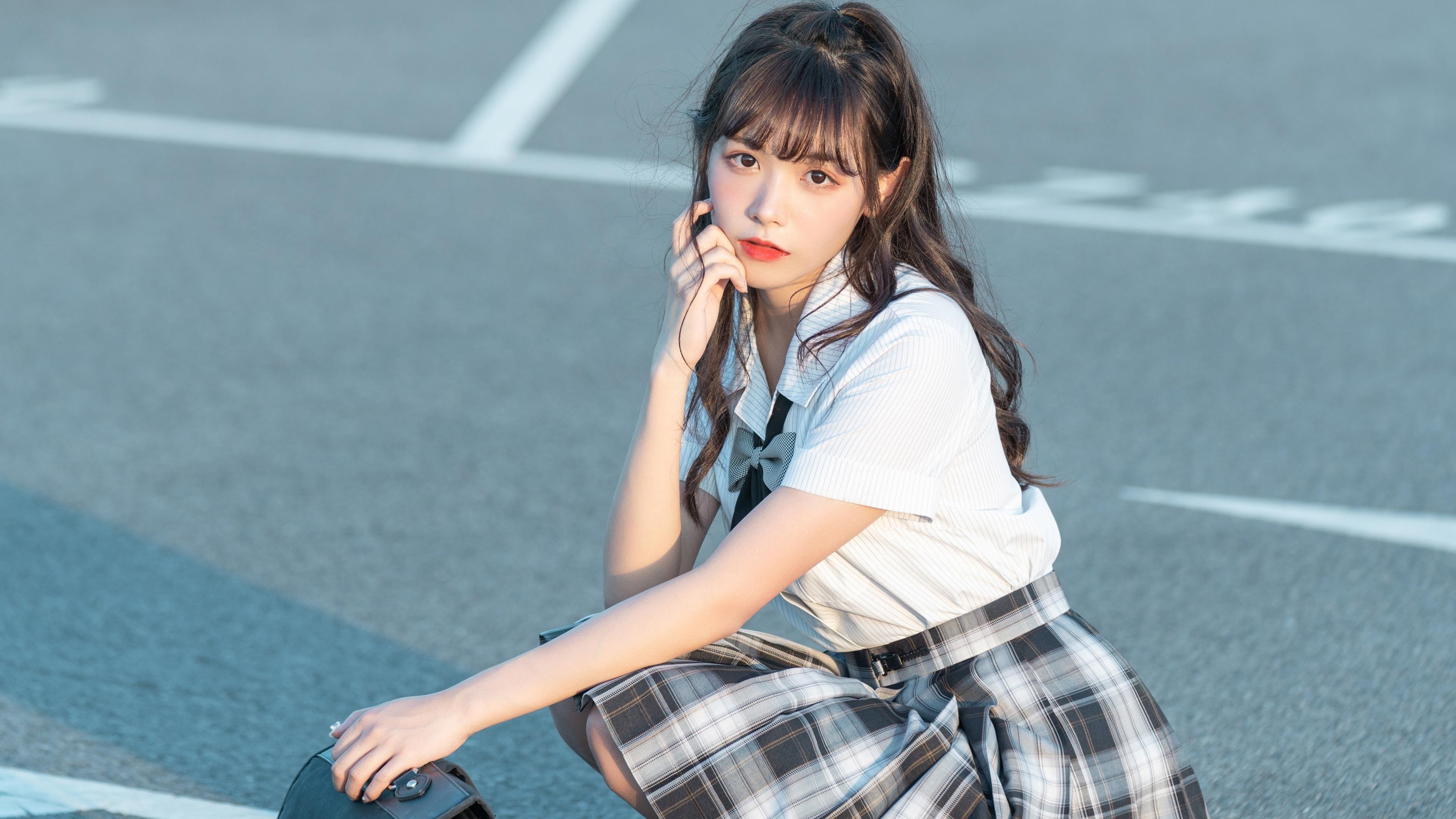 绝地反杀!范弗利特两记三分如冰锥刺穿独行侠,76人提前四分钟终结悬念