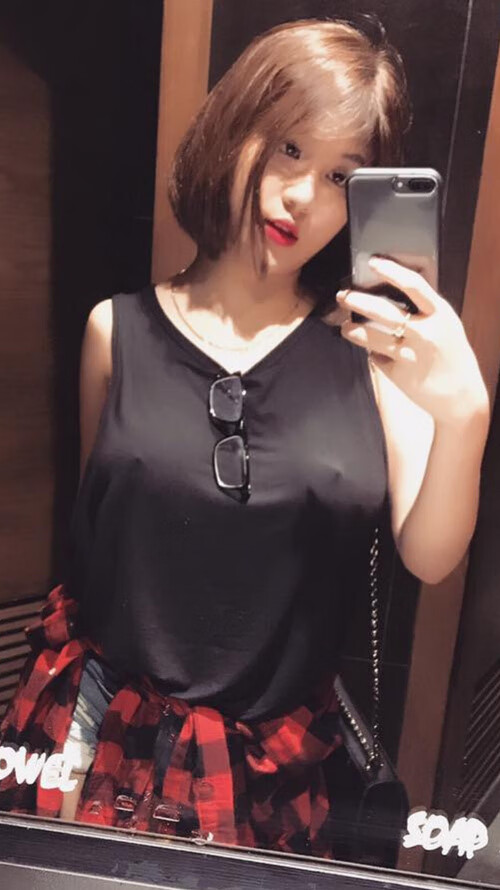 爱游戏体育-他的背影让世界杯沉默，当詹姆斯完成封印之战