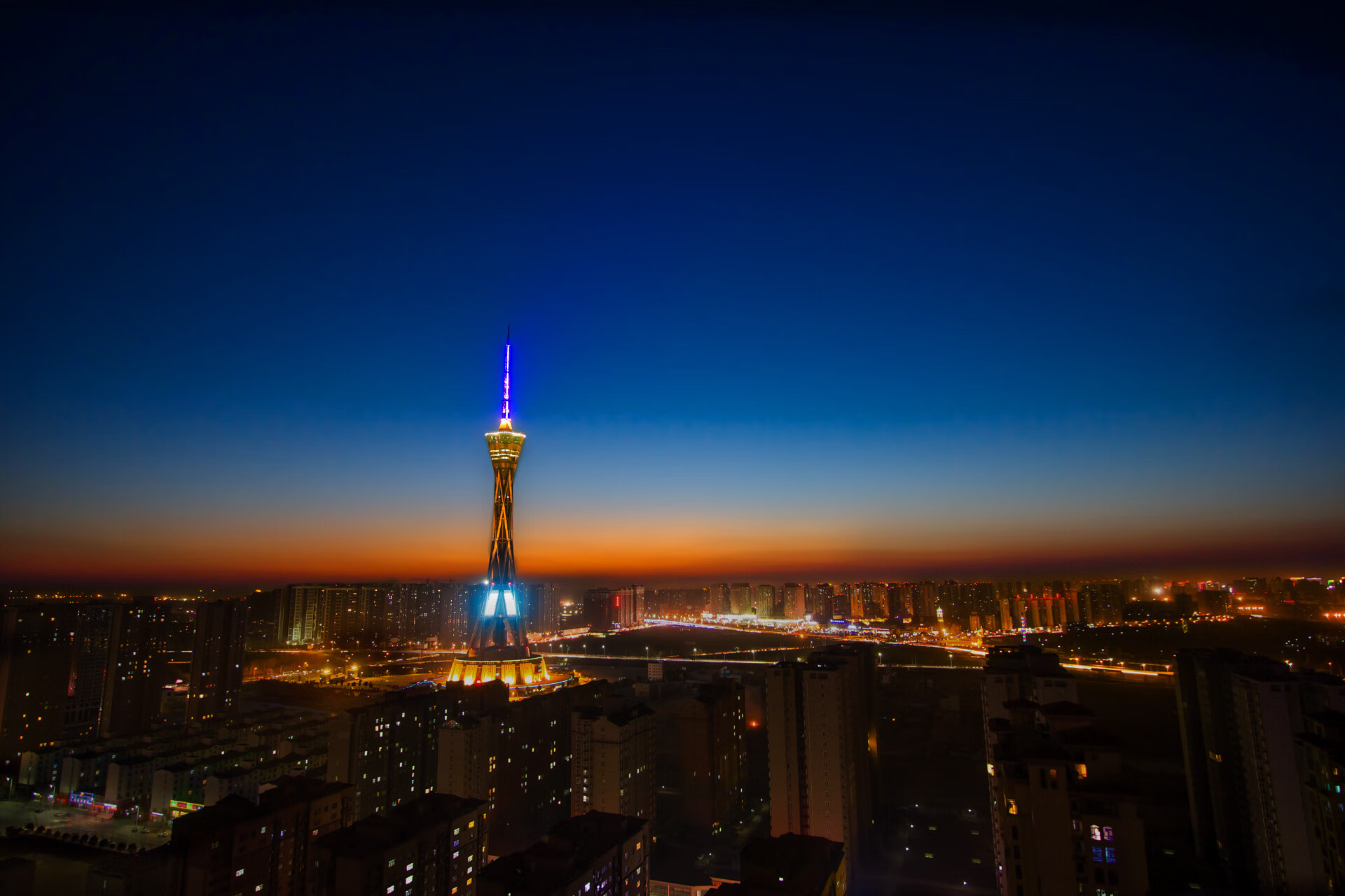 爱游戏-2026世界杯H组生死战，斯洛伐克铁血逆转美国，塔雷米独造两球带队突围